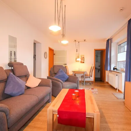 Apartment Und Zentrumsnahe Fuer Bis Zu 4 Personen In Doese Cuxhaven